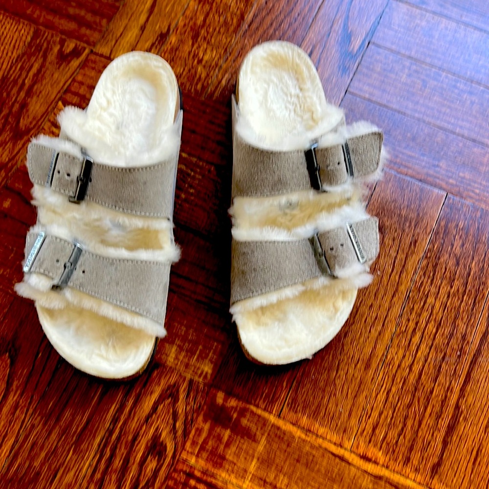 Birkenstock Shearling Arizona grey/white only worn once! perfect condition